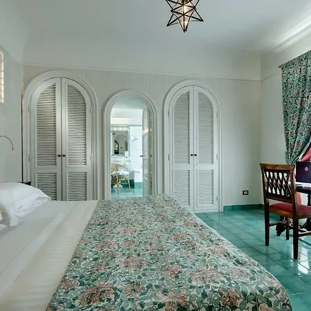 Augustus Lido Hotel